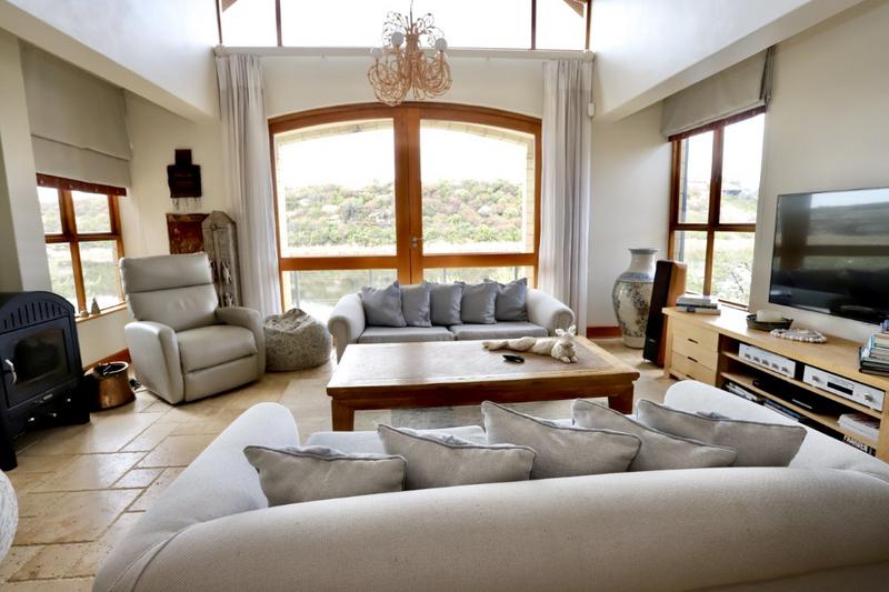 5 Bedroom Property for Sale in Clarens Free State